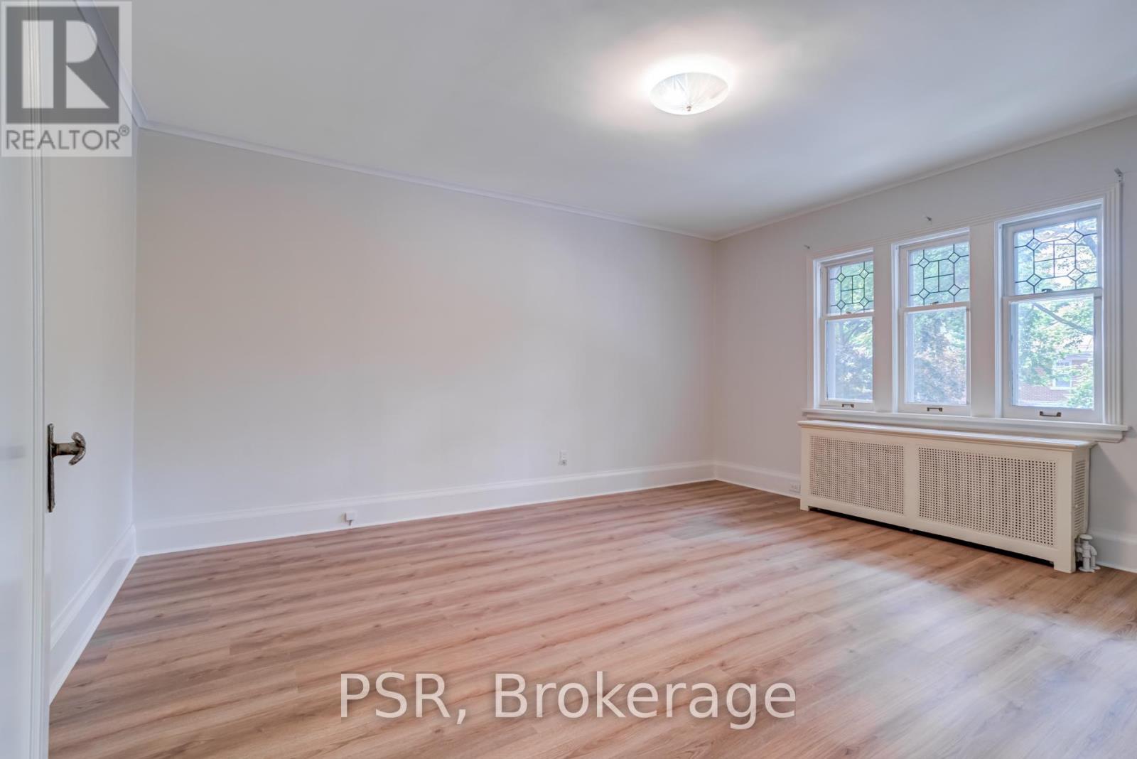 2 Aldbury Gardens, Toronto, Ontario  M4N 1B7 - Photo 15 - C12496744