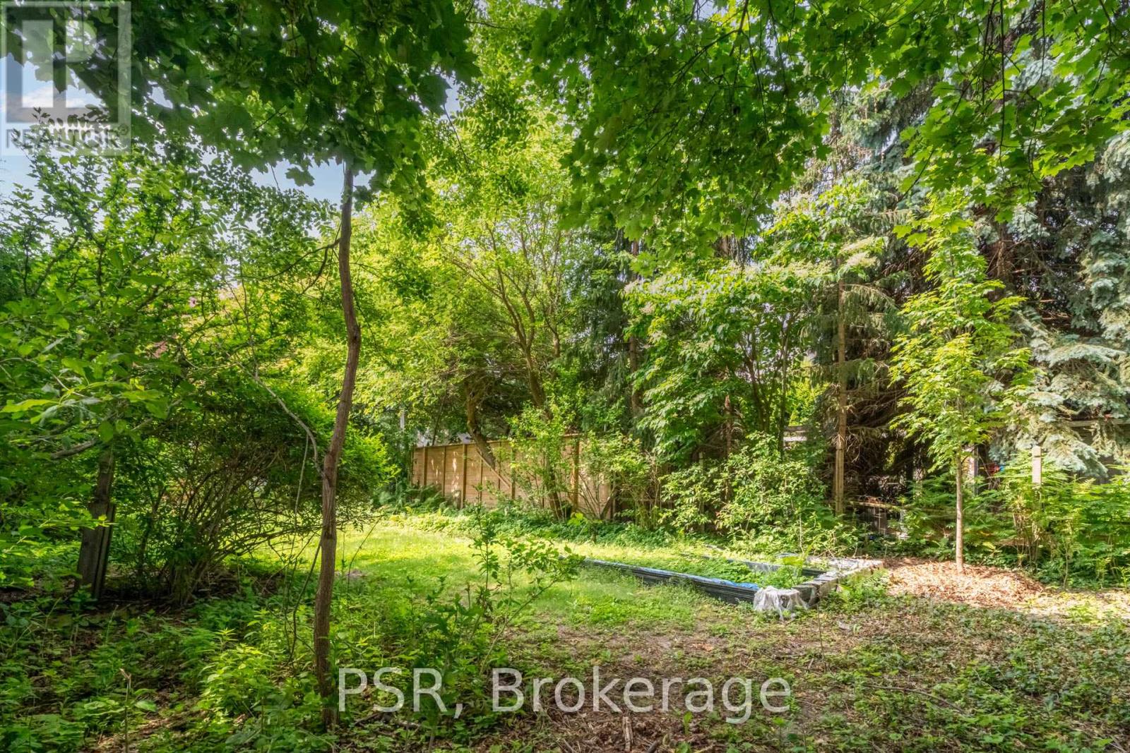 2 Aldbury Gardens, Toronto, Ontario  M4N 1B7 - Photo 29 - C12496744