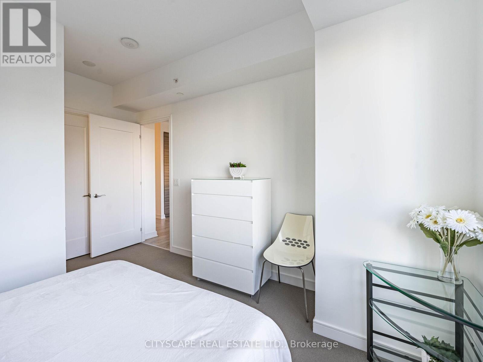 1605 - 88 Scott Street, Toronto, Ontario  M5E 0A9 - Photo 30 - C12496782