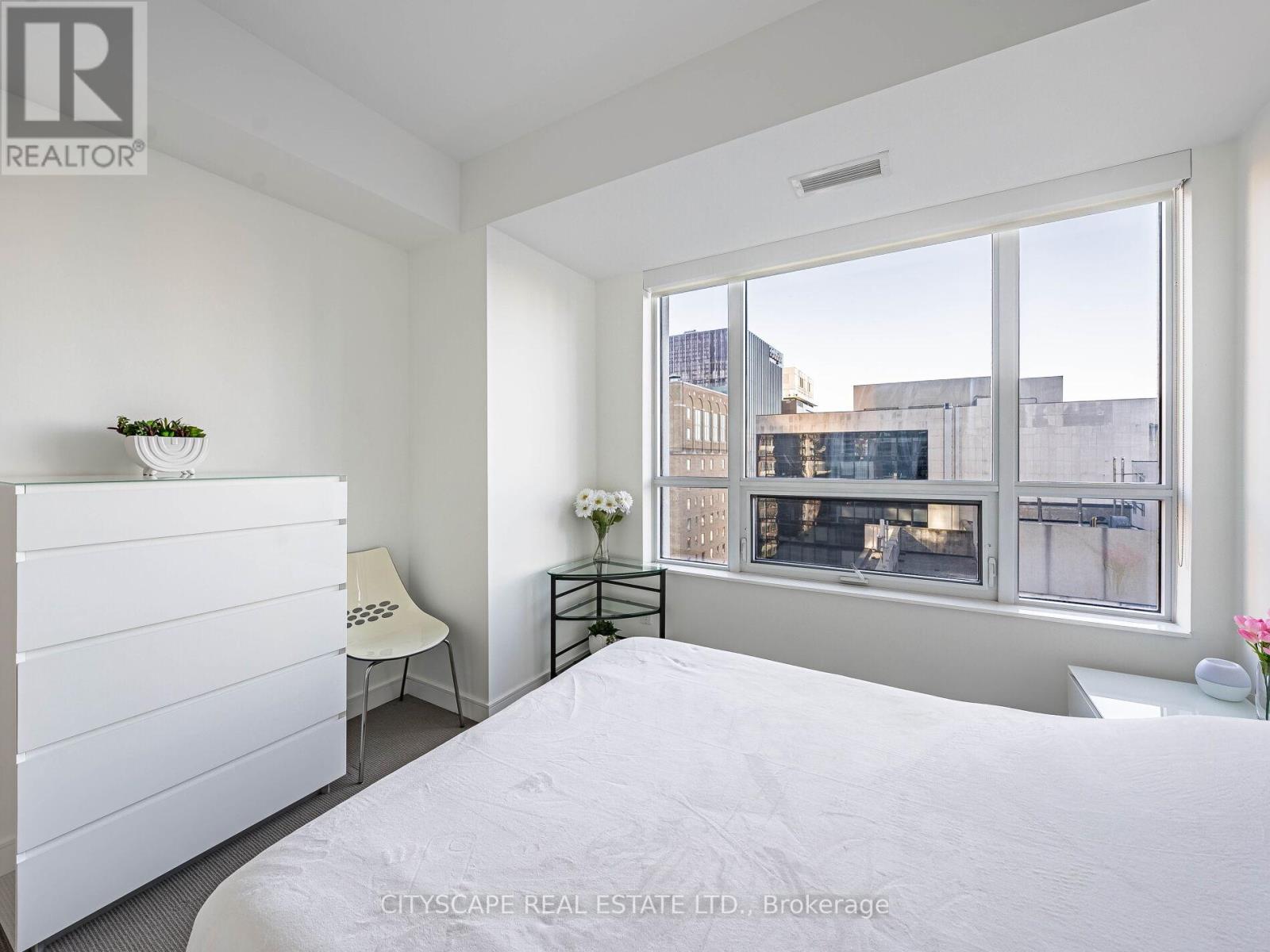 1605 - 88 Scott Street, Toronto, Ontario  M5E 0A9 - Photo 31 - C12496782