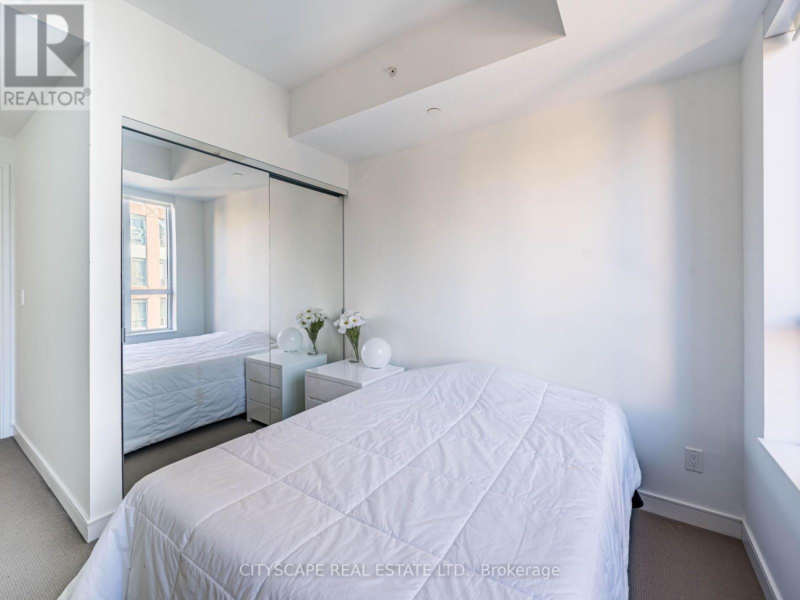 1605 - 88 Scott Street, Toronto, Ontario  M5E 0A9 - Photo 36 - C12496782