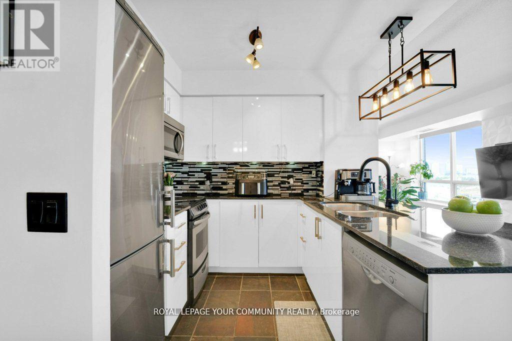 1009 - 1103 Leslie Street, Toronto, Ontario  M3C 4G8 - Photo 15 - C12496820