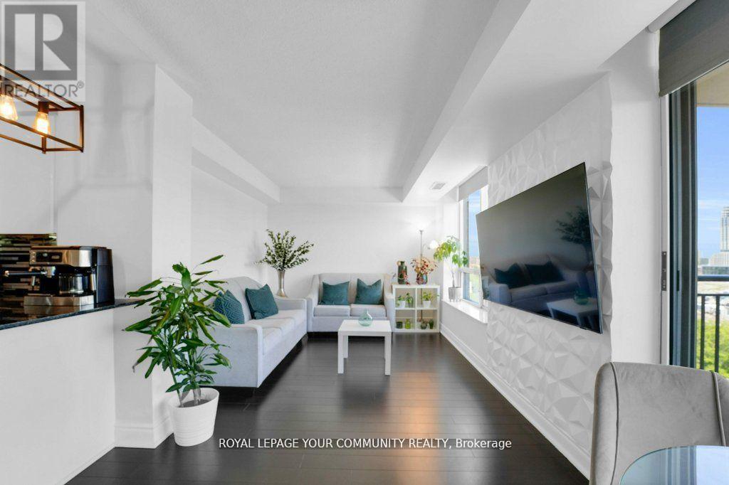 1009 - 1103 Leslie Street, Toronto, Ontario  M3C 4G8 - Photo 18 - C12496820