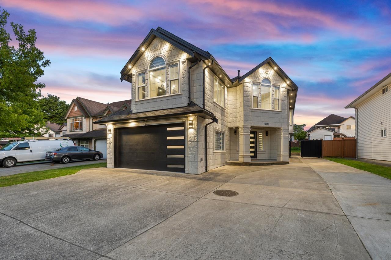 31626 HARMONY COURT, Abbotsford, British Columbia