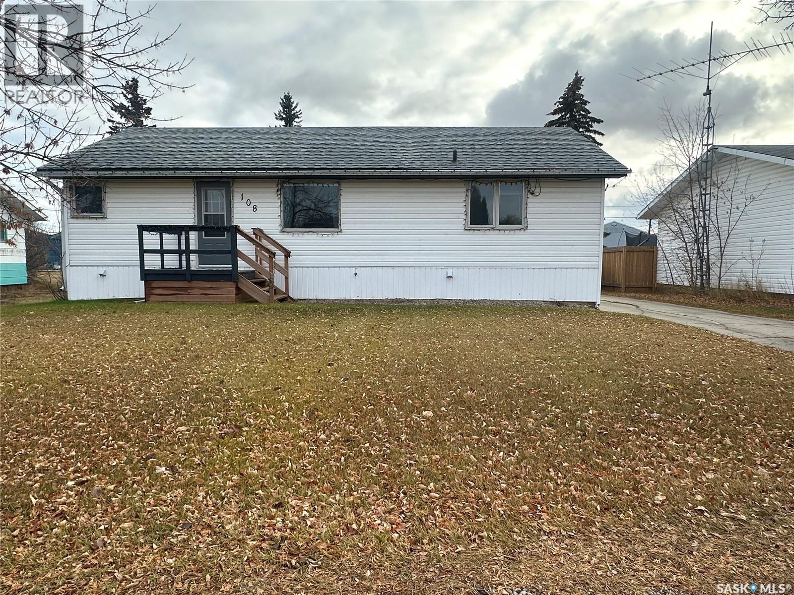 108 Phillips STREET, turtleford, Saskatchewan