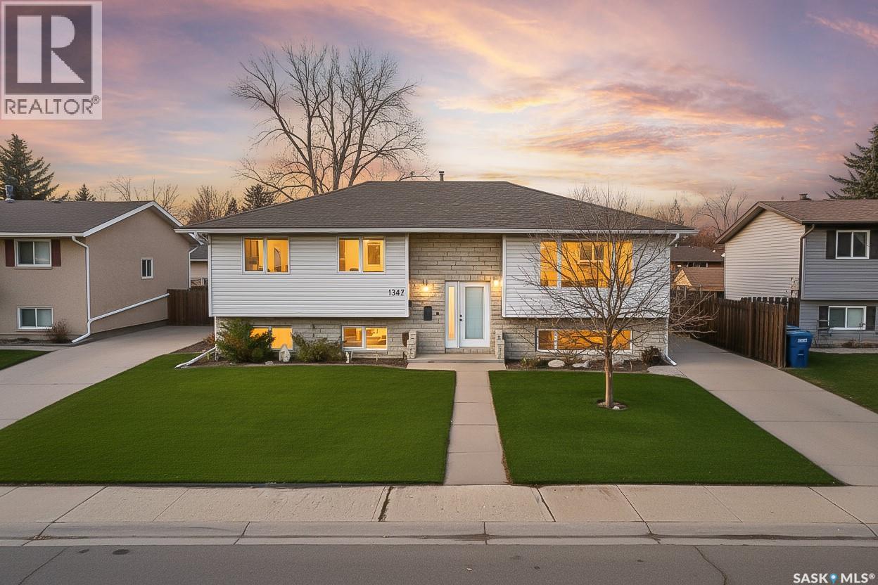 1347 Princess CRESCENT, moose jaw, Saskatchewan