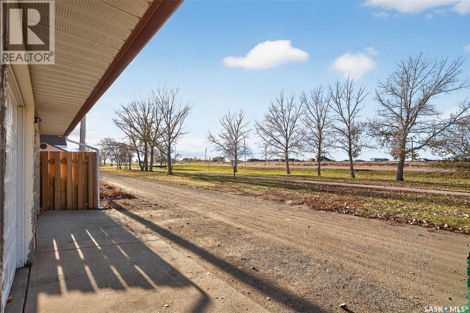 1347 Princess Crescent, Moose Jaw, Saskatchewan  S6H 6V7 - Photo 44 - SK022089