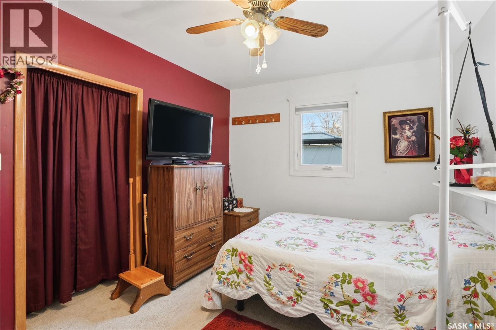 319 Simpson Street, Outlook, Saskatchewan  S0L 2N0 - Photo 15 - SK022059