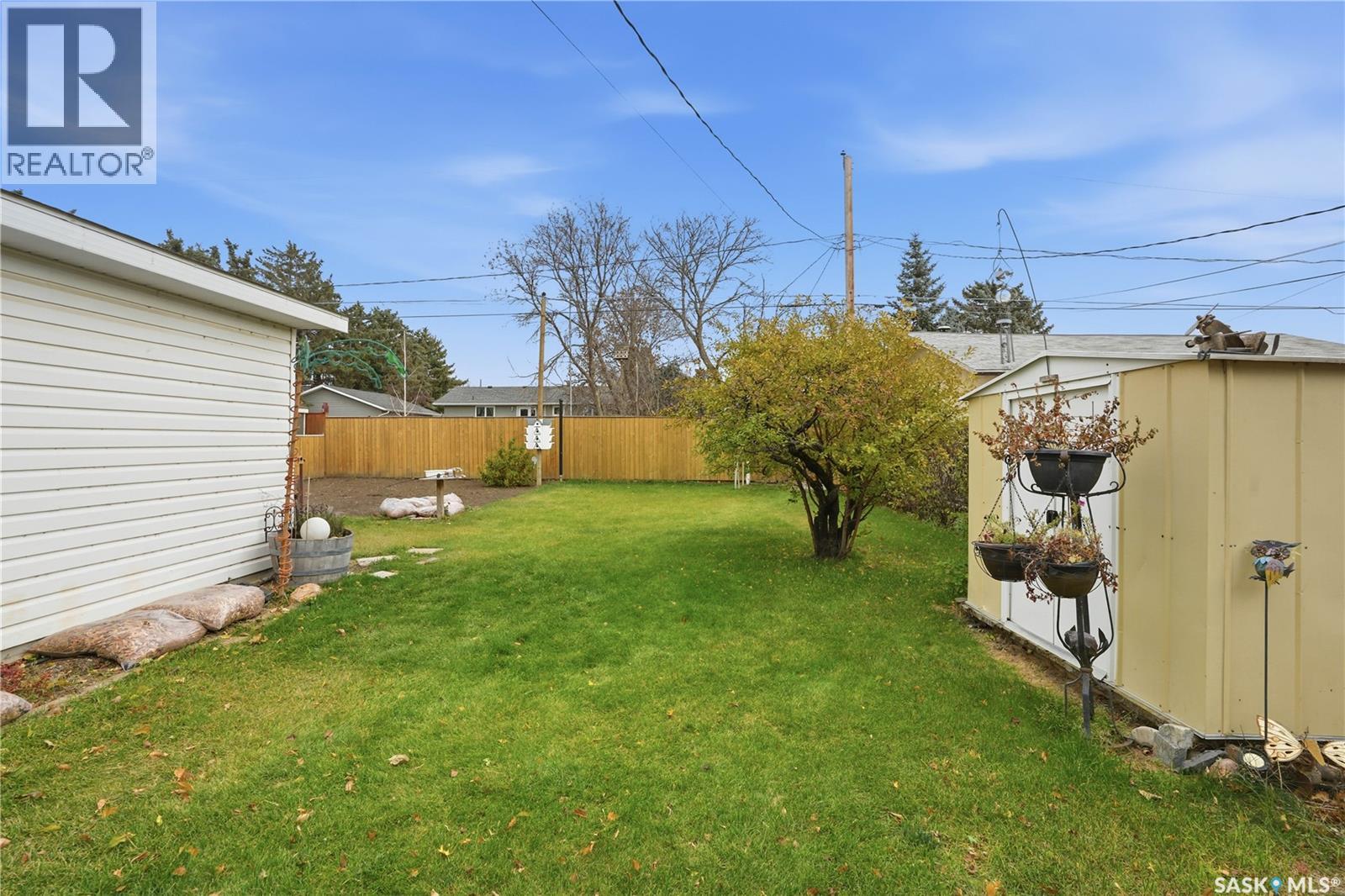 319 Simpson Street, Outlook, Saskatchewan  S0L 2N0 - Photo 34 - SK022059