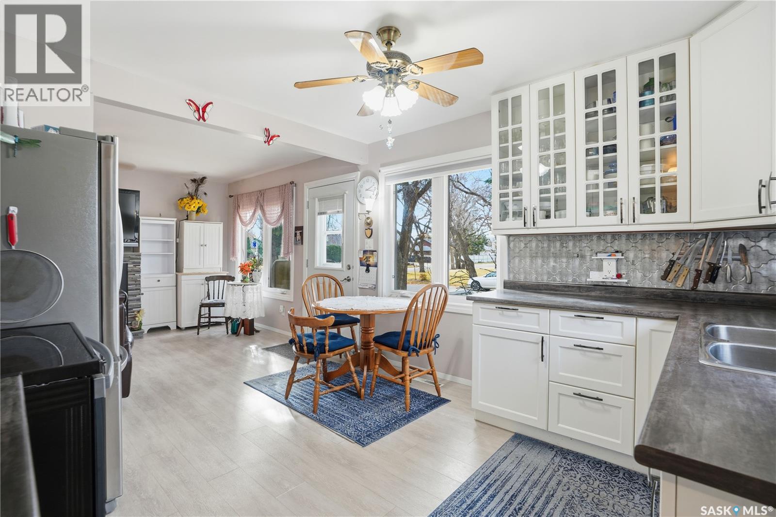 319 Simpson Street, Outlook, Saskatchewan  S0L 2N0 - Photo 5 - SK022059