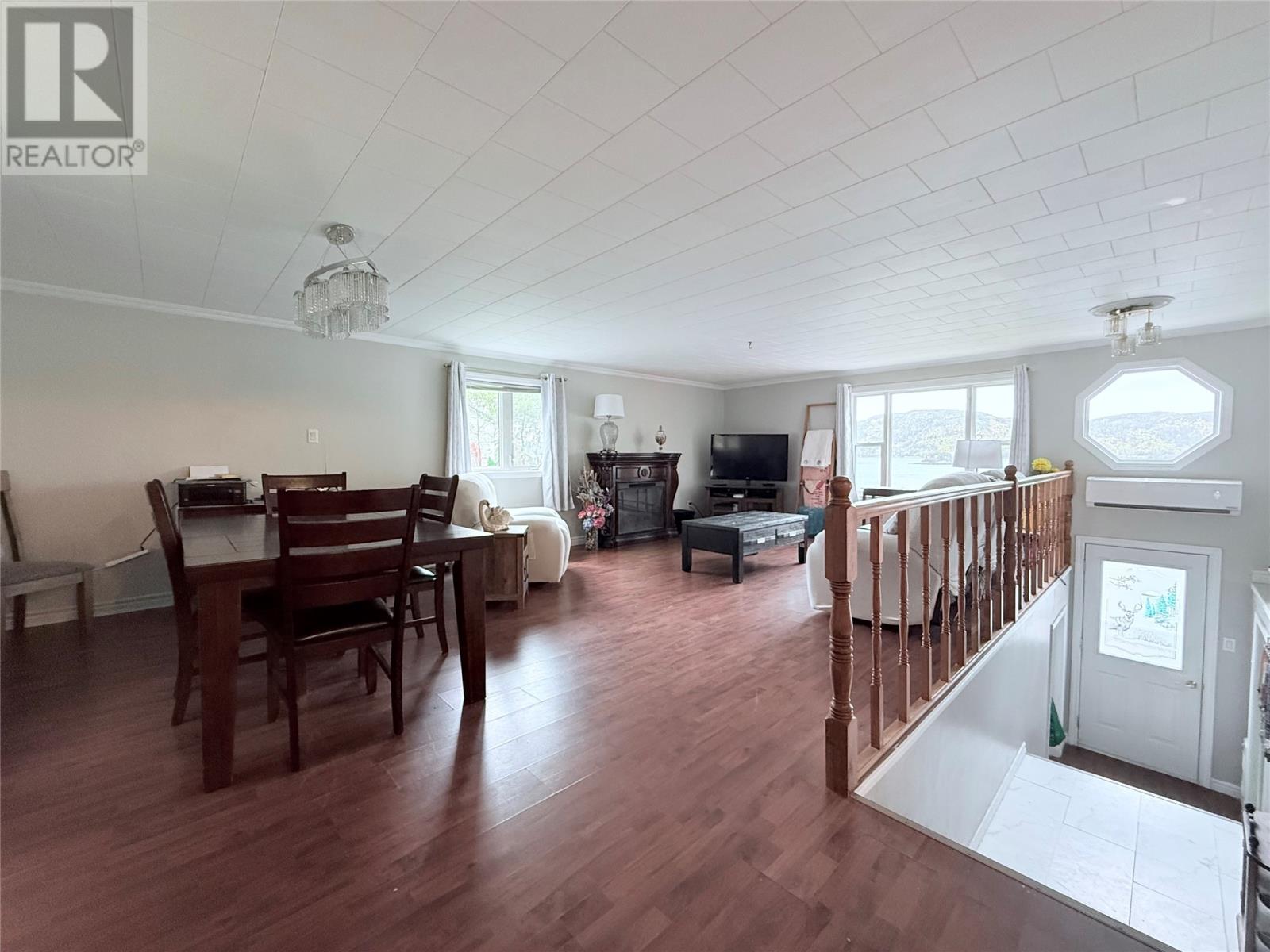 6 Seaview Drive, Swift Current, Newfoundland & Labrador  A0E 2W0 - Photo 4 - 1292153