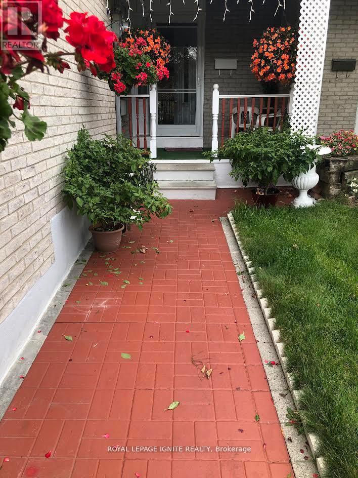 36 GOSKIN COURT, Toronto, Ontario