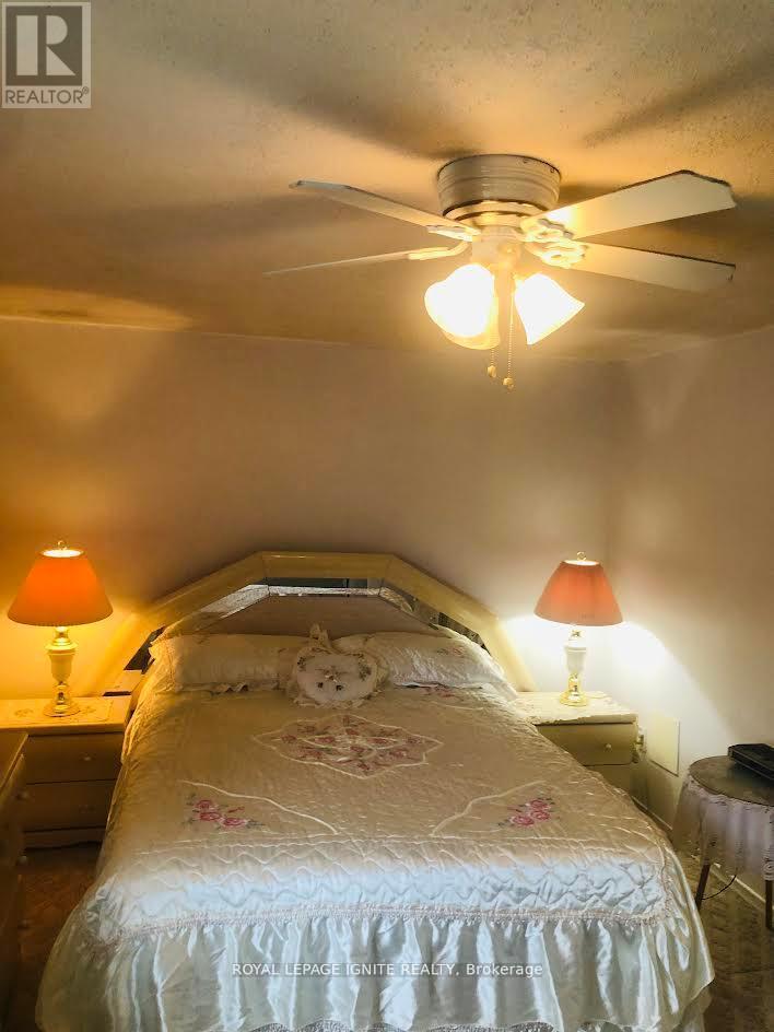 36 Goskin Court, Toronto, Ontario  M1B 1J3 - Photo 14 - E12496816