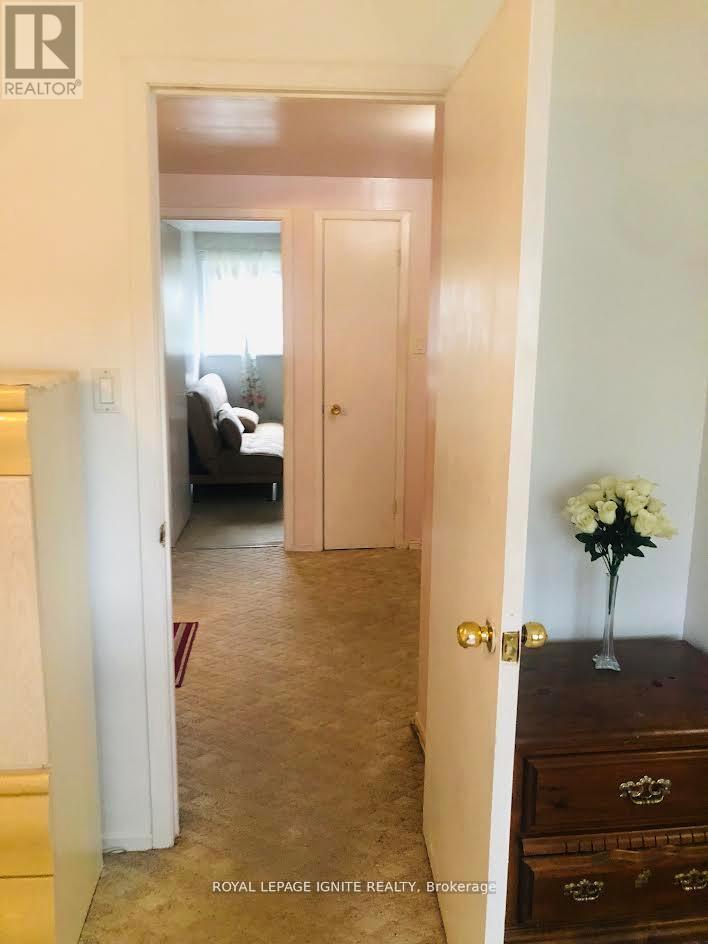 36 Goskin Court, Toronto, Ontario  M1B 1J3 - Photo 15 - E12496816