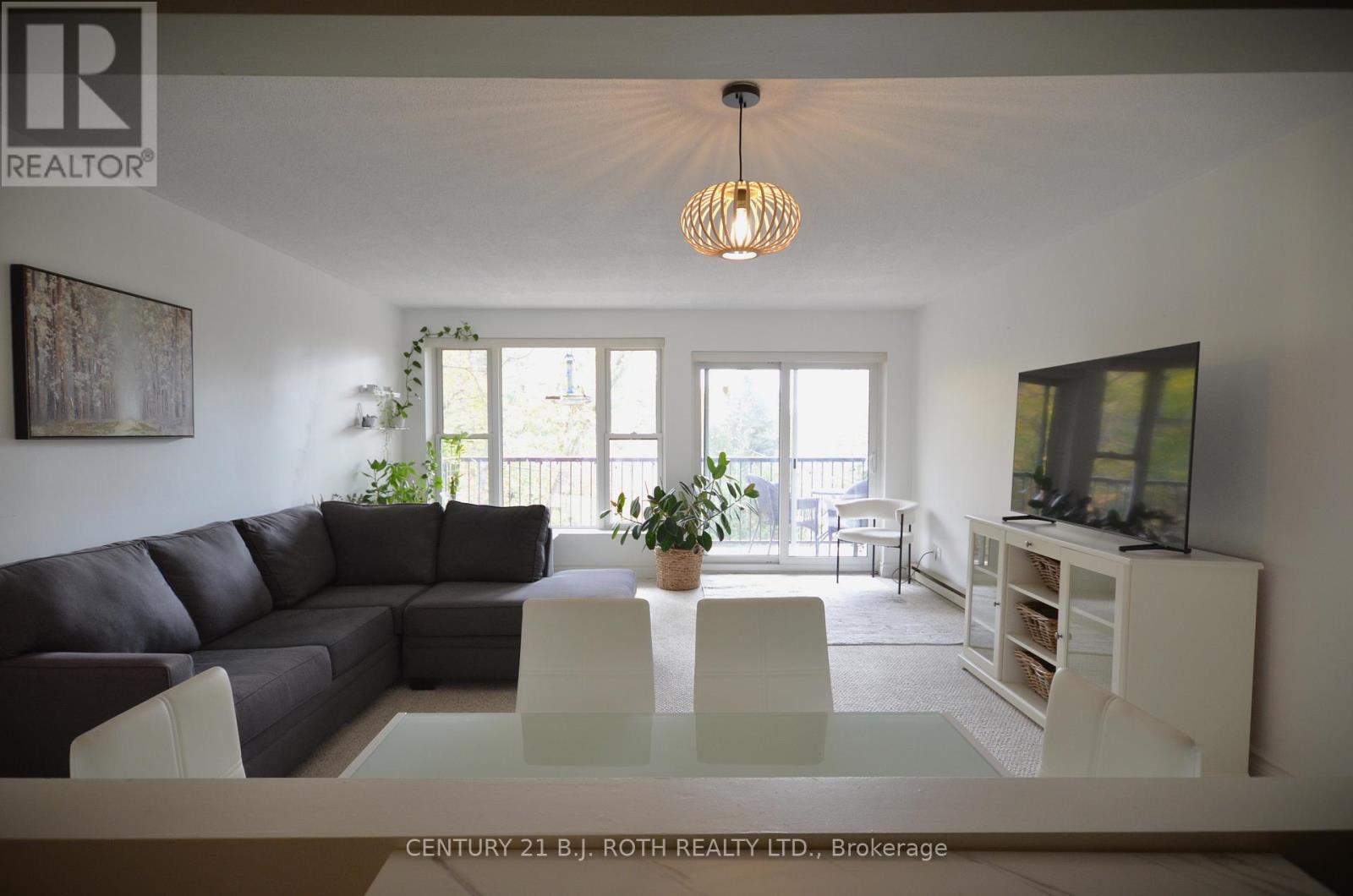 206 - 38 Monck Road, Bracebridge, Ontario  P1L 1P4 - Photo 6 - X12479641