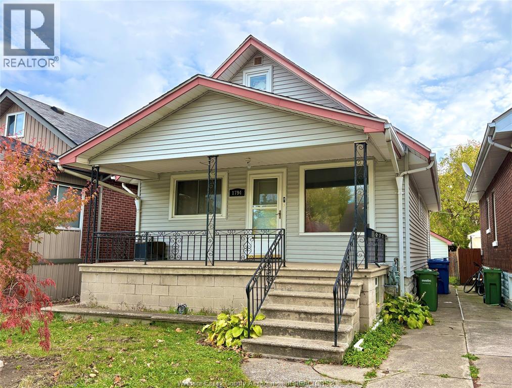 1794 GLADSTONE, Windsor, Ontario