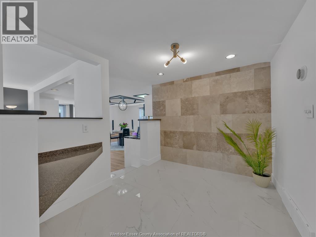 1361 Chappell Avenue, Windsor, Ontario  N9C 3E1 - Photo 14 - 25027625