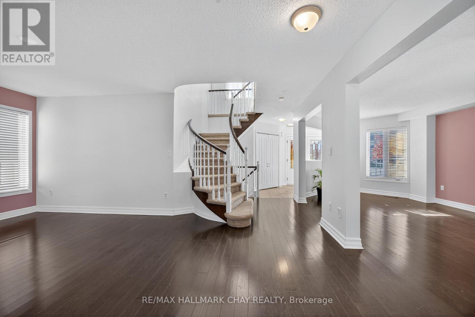 2065 Wilson Street, Innisfil (Alcona), Ontario  L9S 4Y2 - Photo 12 - N12496690