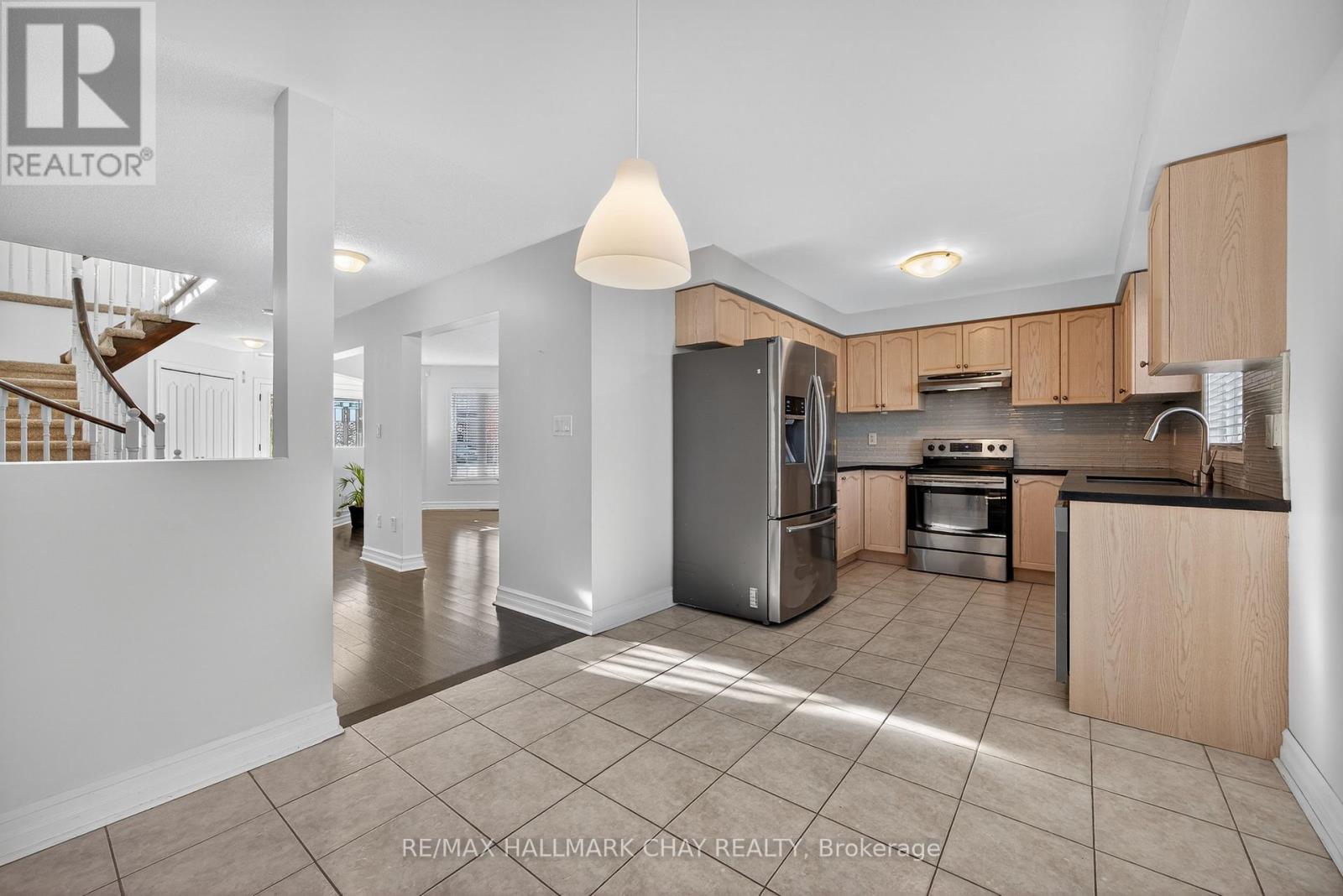 2065 Wilson Street, Innisfil (Alcona), Ontario  L9S 4Y2 - Photo 13 - N12496690