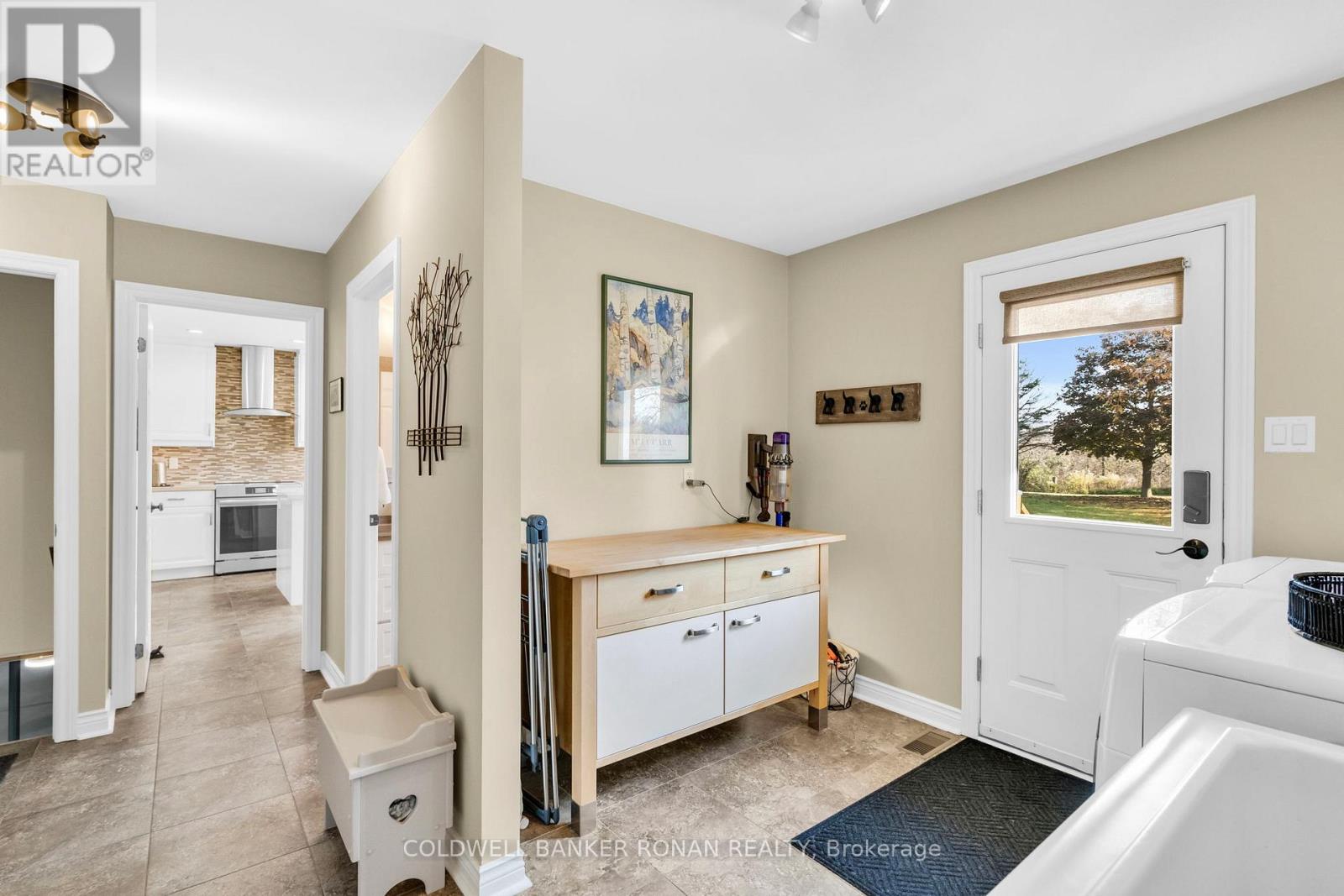 9 Mccague Court, New Tecumseth, Ontario  L0G 1W0 - Photo 21 - N12496764