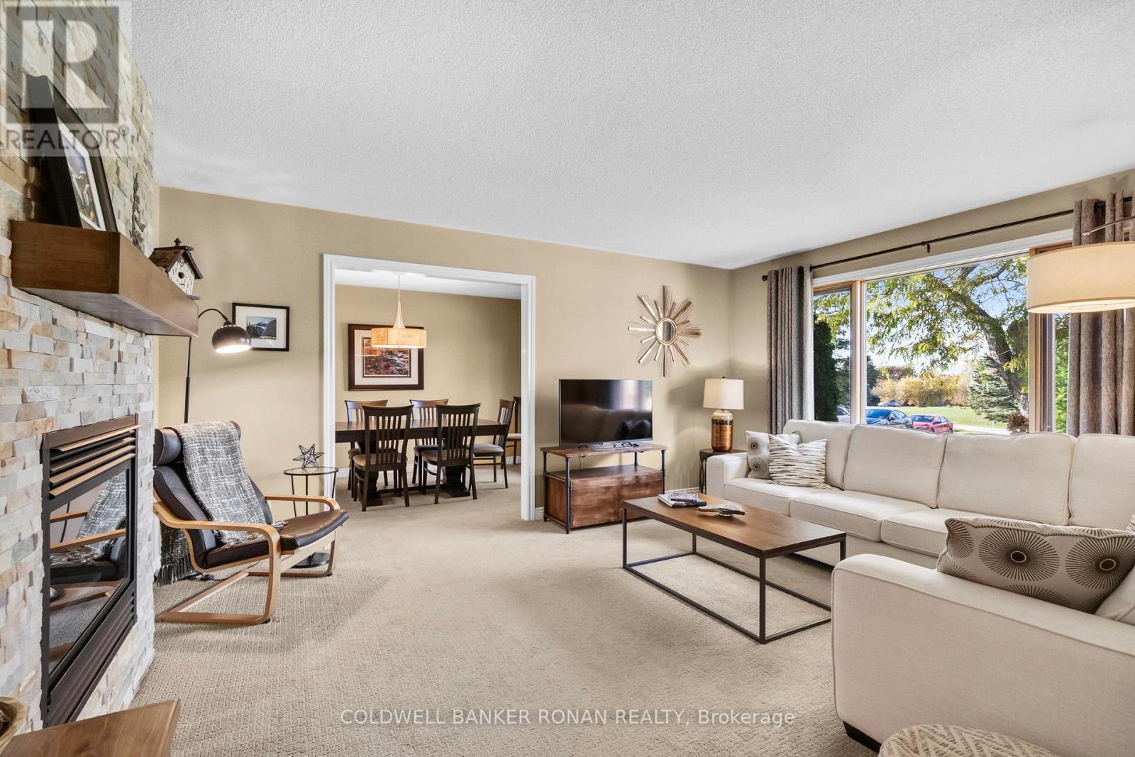 9 Mccague Court, New Tecumseth, Ontario  L0G 1W0 - Photo 8 - N12496764