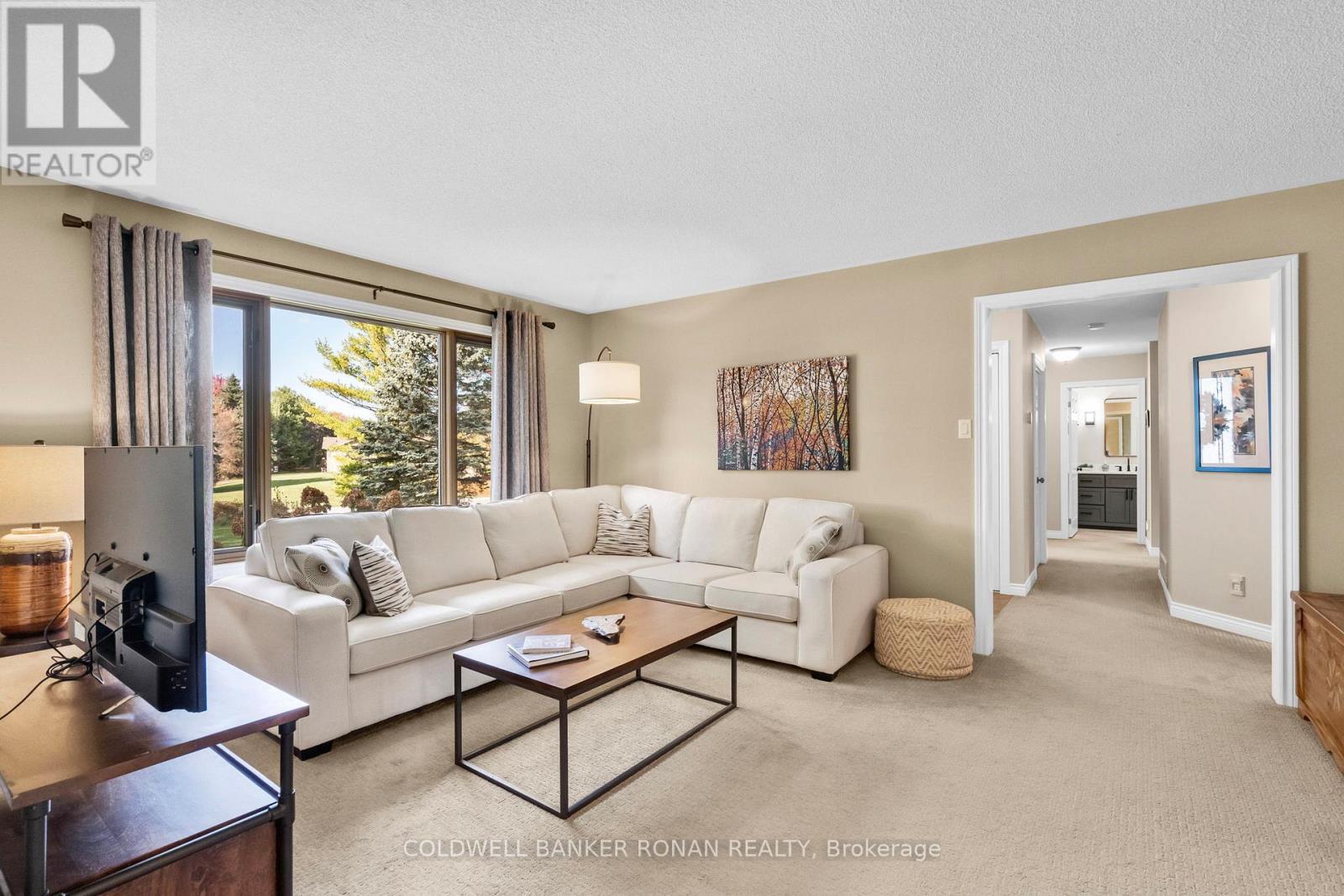 9 Mccague Court, New Tecumseth, Ontario  L0G 1W0 - Photo 9 - N12496764