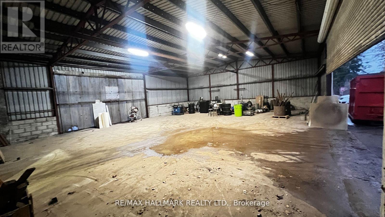 B - 48 Prospect Street, Newmarket, Ontario  L3Y 3S9 - Photo 3 - N12496790