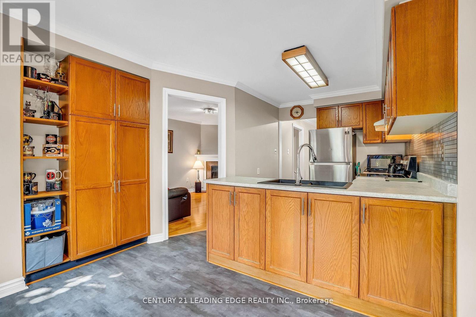 21 Brushwood Crescent, Barrie, Ontario  L4N 7G6 - Photo 12 - S12496646