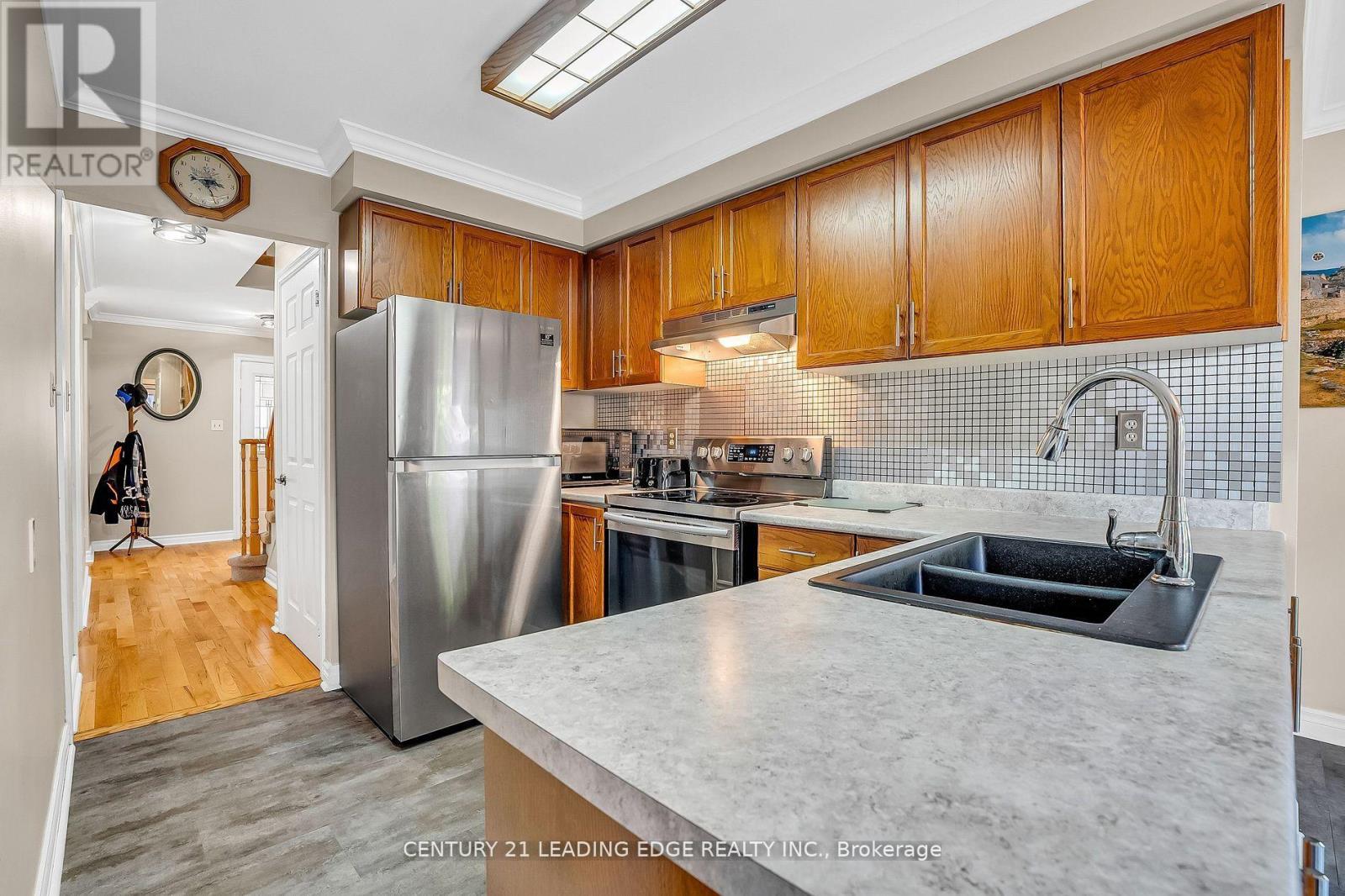 21 Brushwood Crescent, Barrie, Ontario  L4N 7G6 - Photo 14 - S12496646