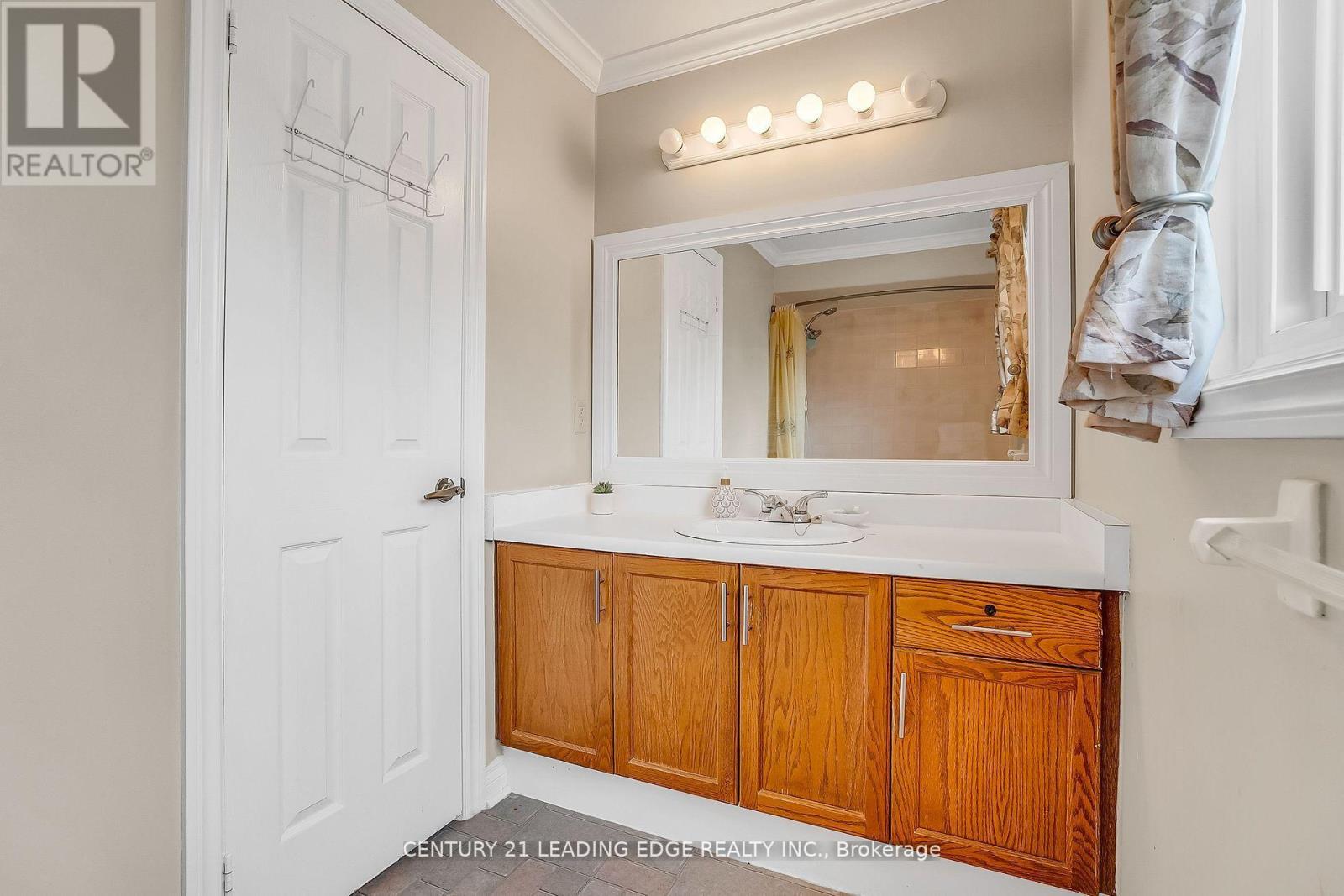 21 Brushwood Crescent, Barrie, Ontario  L4N 7G6 - Photo 31 - S12496646