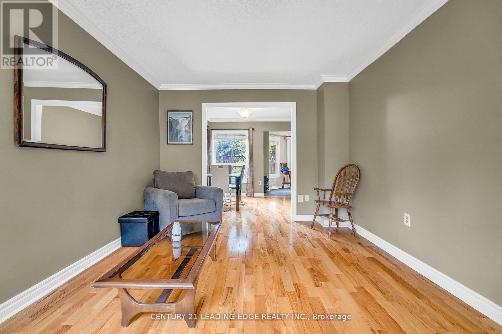 21 Brushwood Crescent, Barrie, Ontario  L4N 7G6 - Photo 7 - S12496646