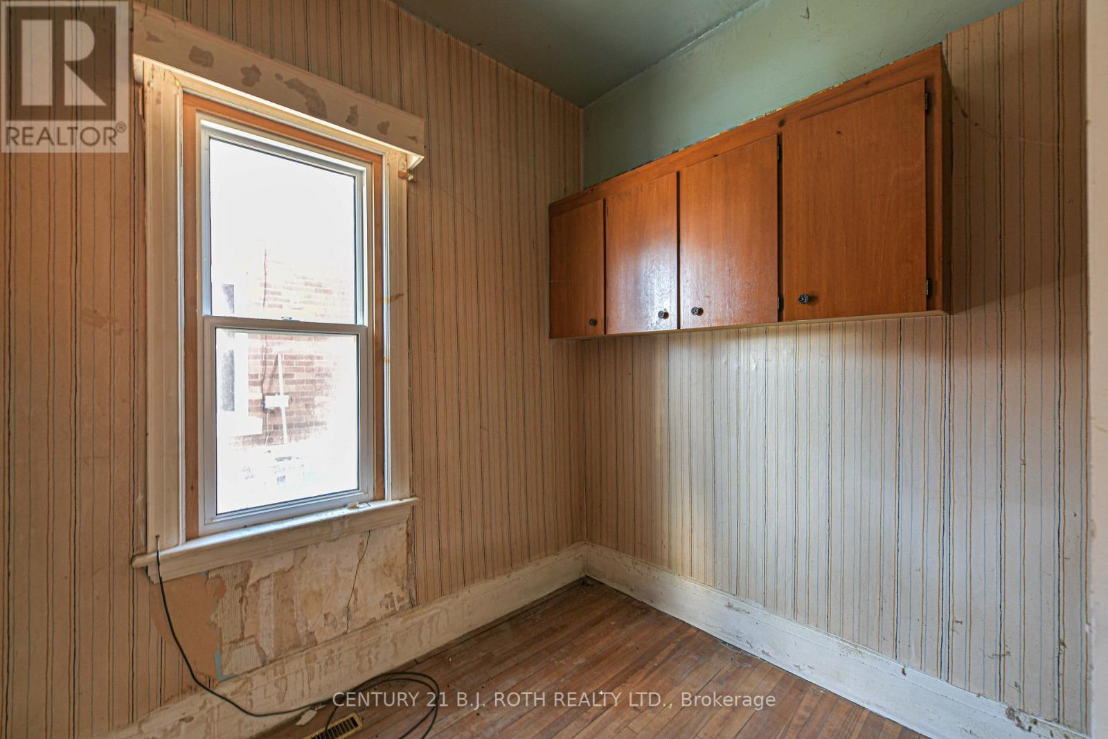 136 Coldwater Road W, Orillia, Ontario  L3V 3L6 - Photo 12 - S12496652