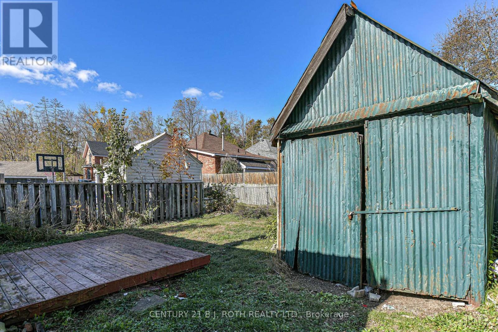 136 Coldwater Road W, Orillia, Ontario  L3V 3L6 - Photo 3 - S12496652