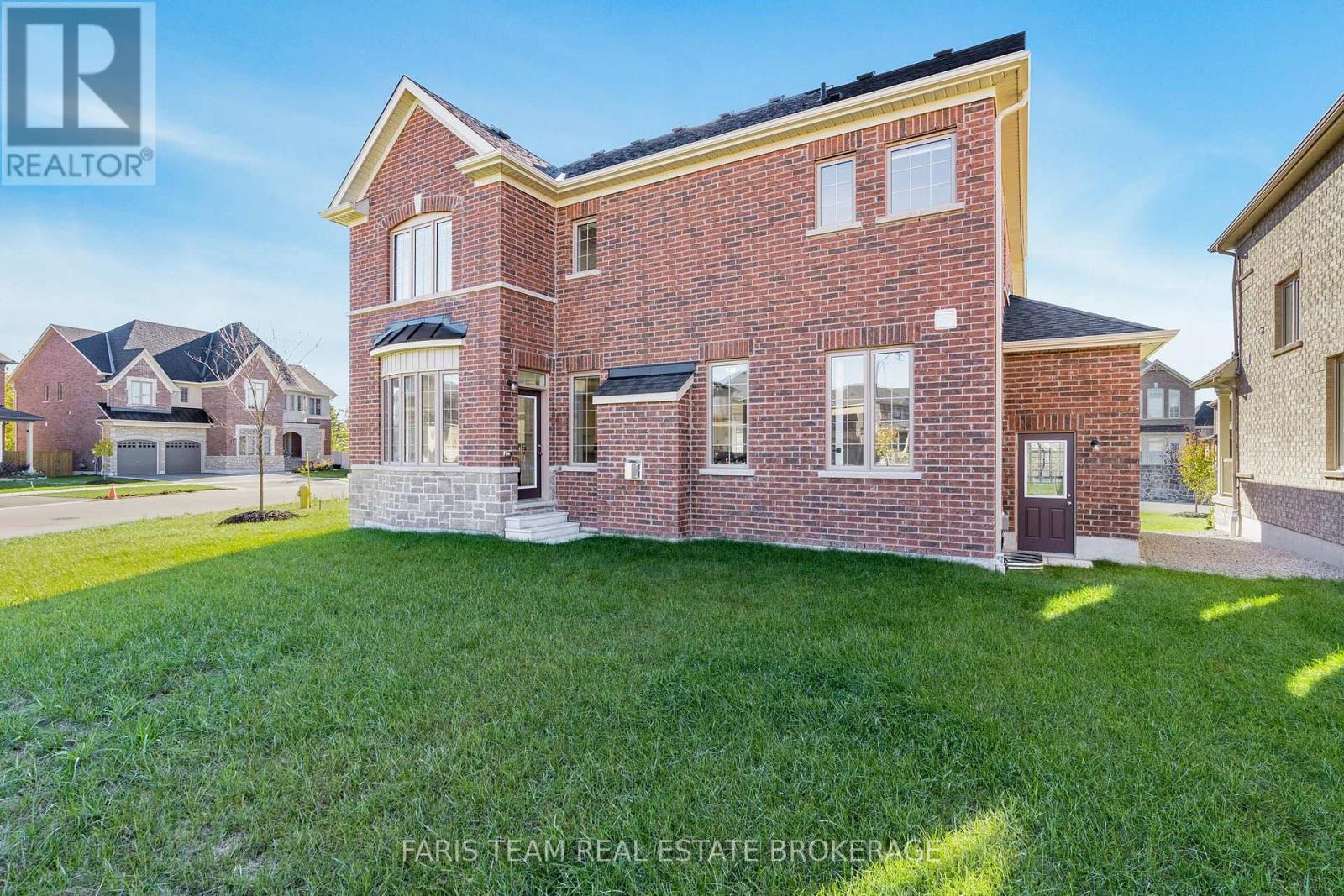 58 Sanford Circle, Springwater, Ontario  L9X 2A9 - Photo 39 - S12496740