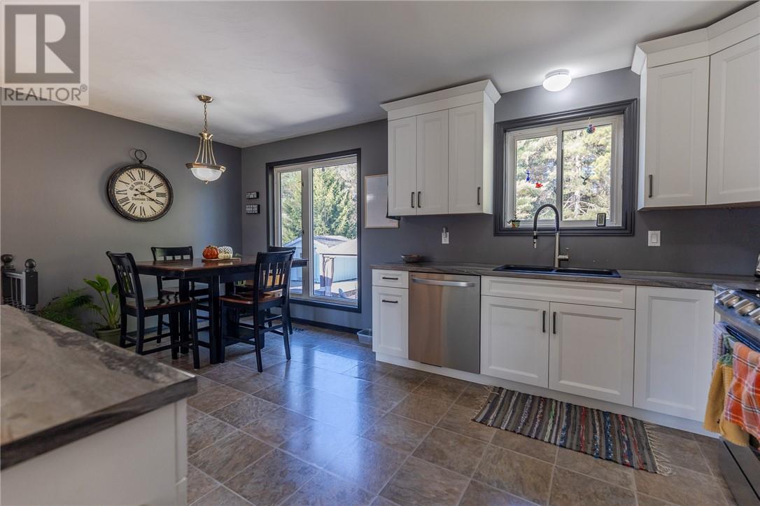 2219 Lee Valley Road, Espanola, Ontario  P5E 1P7 - Photo 12 - 2125449