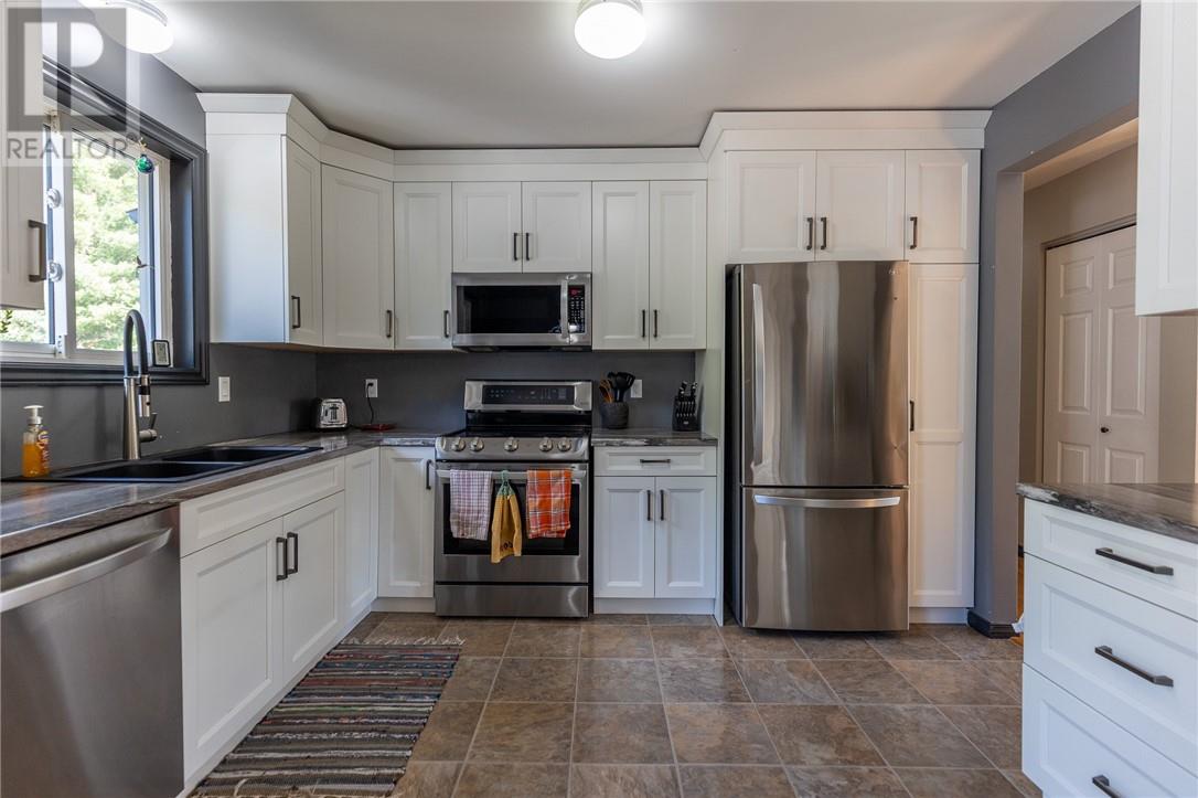 2219 Lee Valley Road, Espanola, Ontario  P5E 1P7 - Photo 7 - 2125449