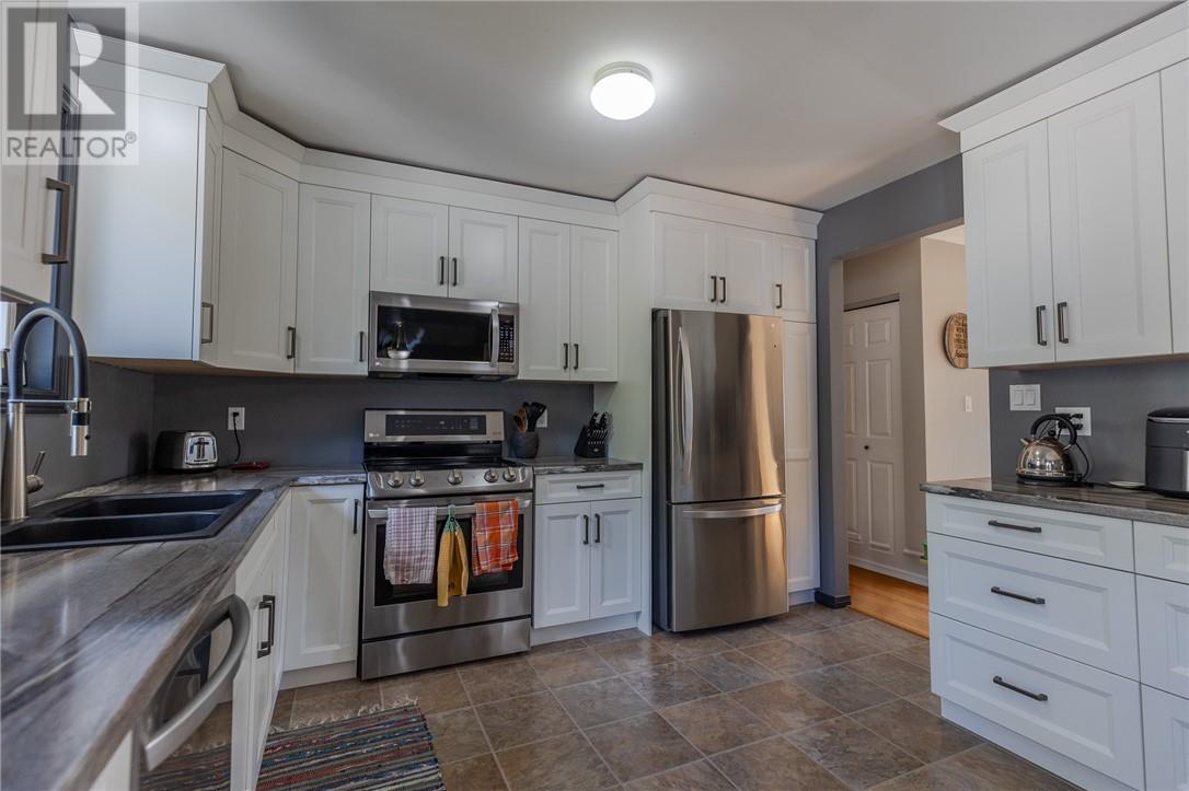 2219 Lee Valley Road, Espanola, Ontario  P5E 1P7 - Photo 8 - 2125449