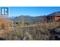 2616 Highland Drive, blind bay, British Columbia