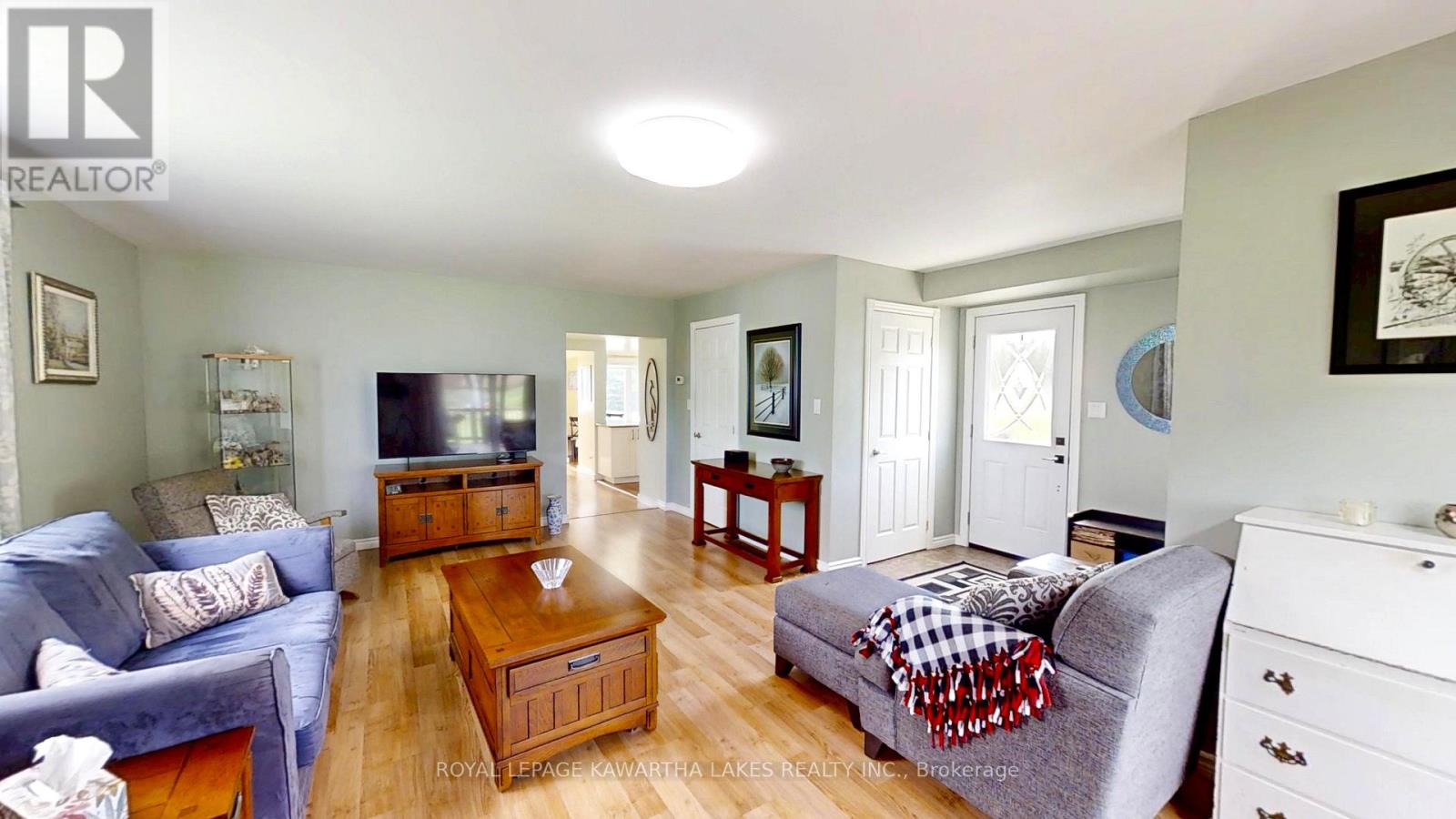 31410 Lake Ridge Road, Georgina (Pefferlaw), Ontario  L0E 1N0 - Photo 8 - N12496954