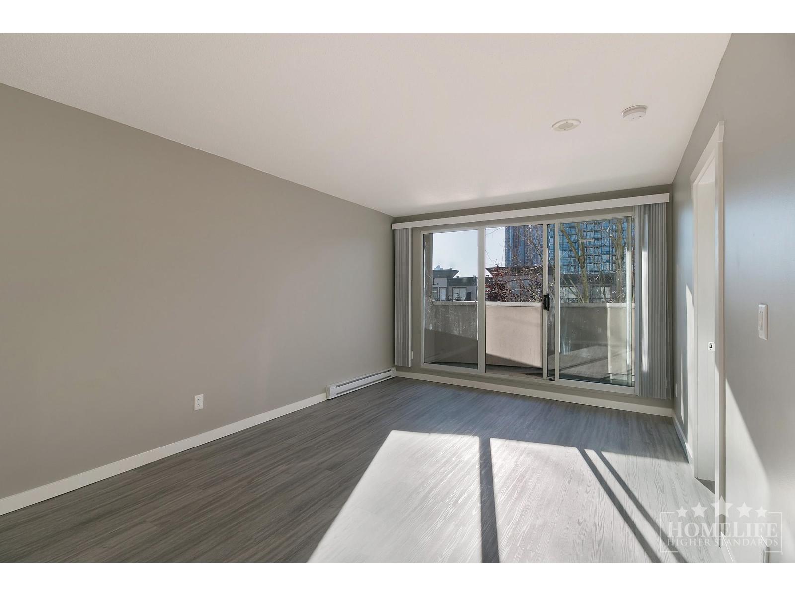 506 10523 University Drive, Surrey, British Columbia  V3T 5T8 - Photo 5 - R3063521