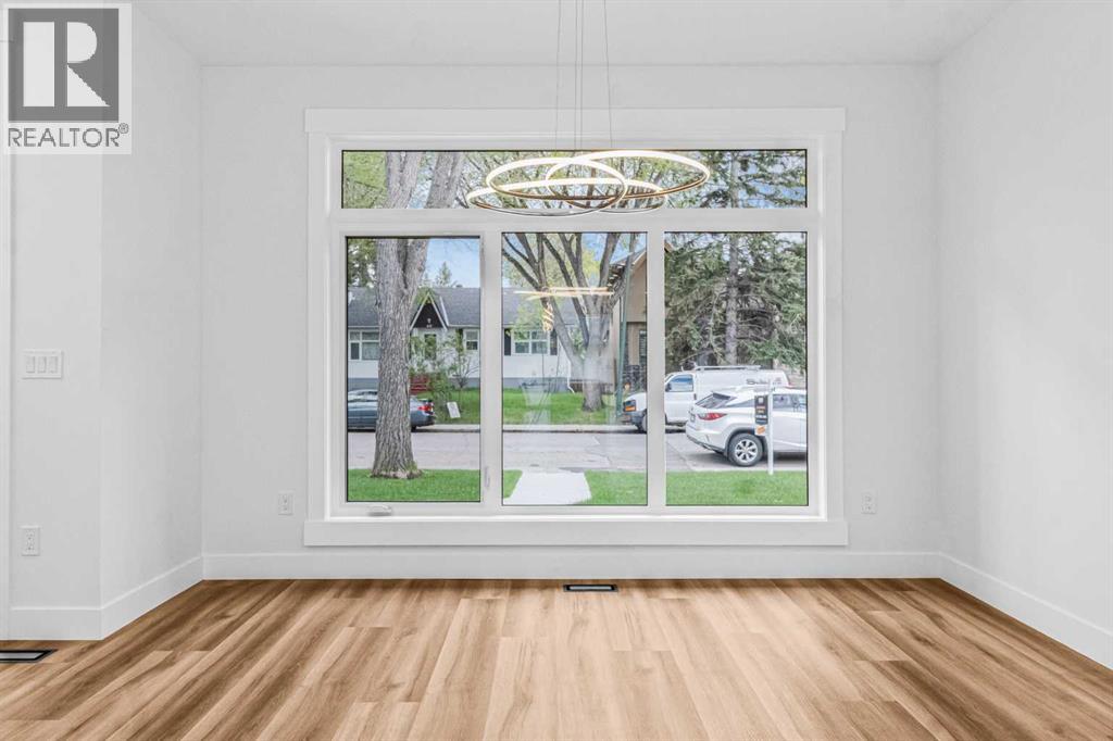 430 33 Avenue Nw, Calgary, Alberta  T2K 0B4 - Photo 4 - A2223893