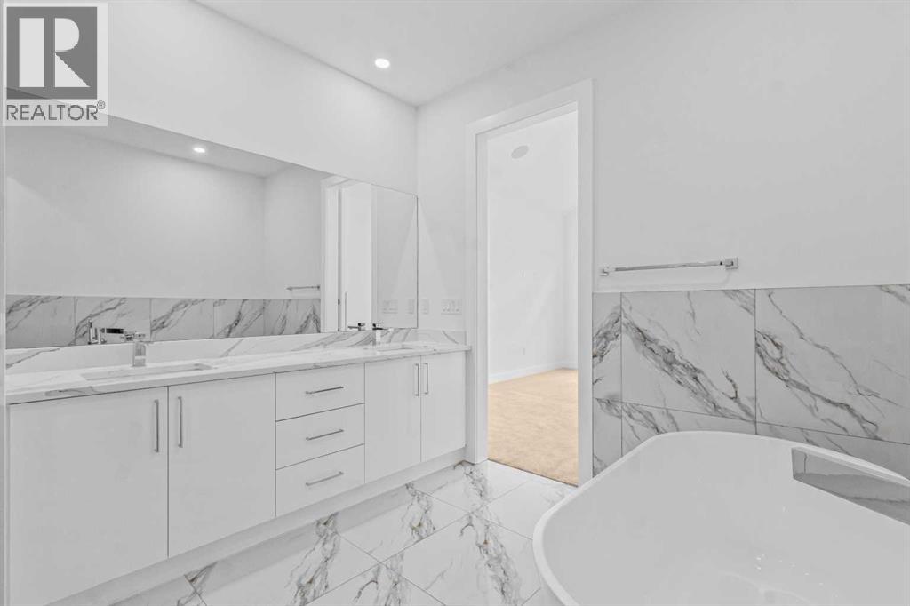 430 33 Avenue Nw, Calgary, Alberta  T2K 0B4 - Photo 38 - A2223893