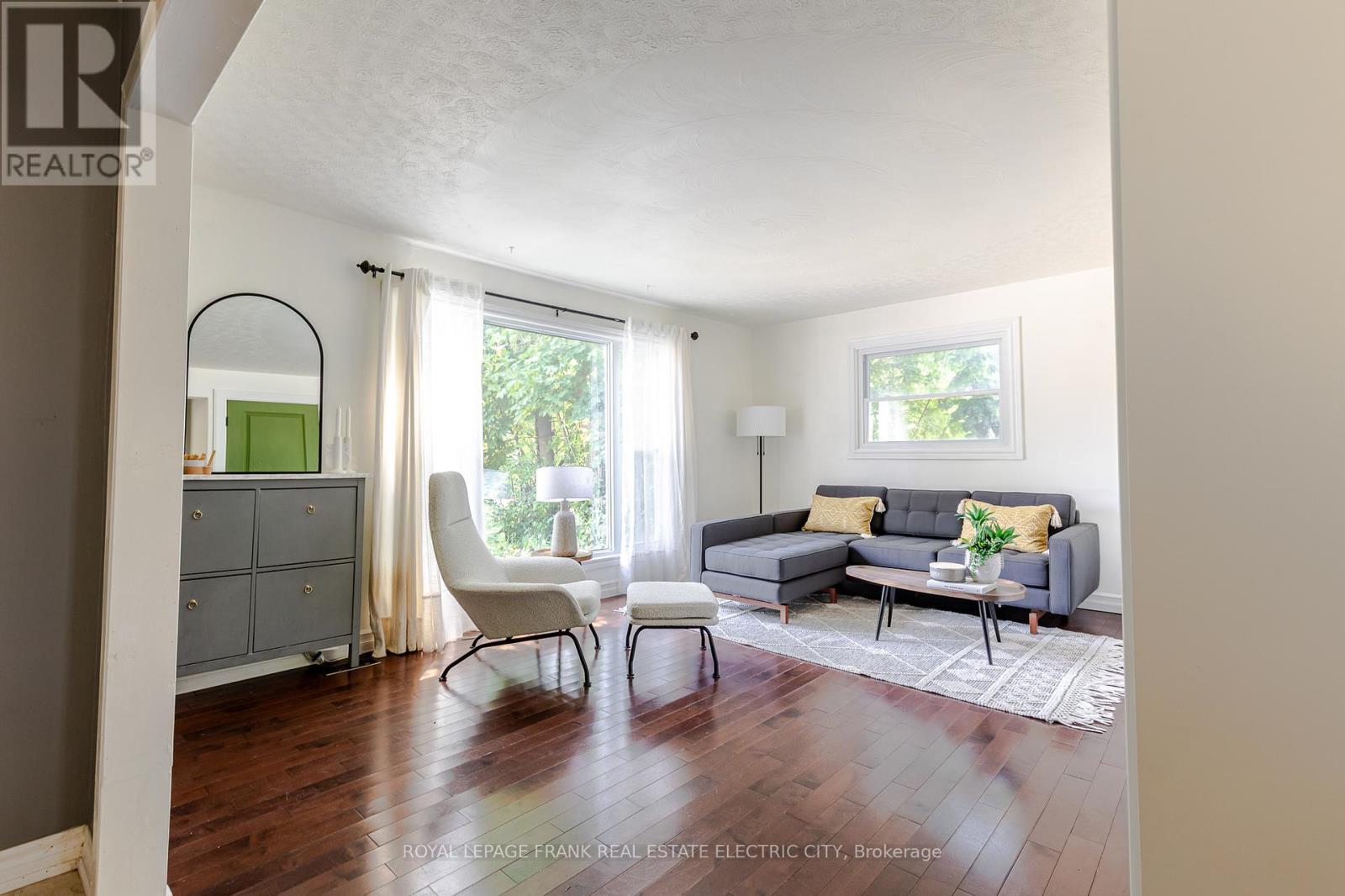 130 Hazlitt Street, Peterborough, Ontario  K9H 1L5 - Photo 11 - X12496844