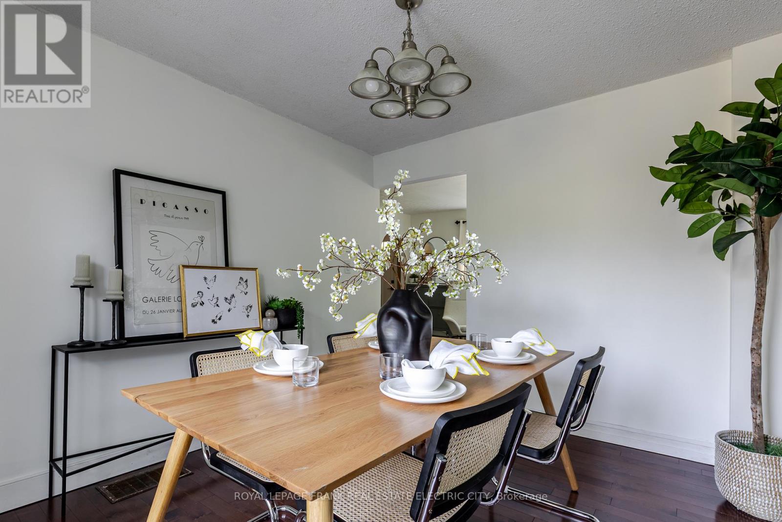 130 Hazlitt Street, Peterborough, Ontario  K9H 1L5 - Photo 14 - X12496844