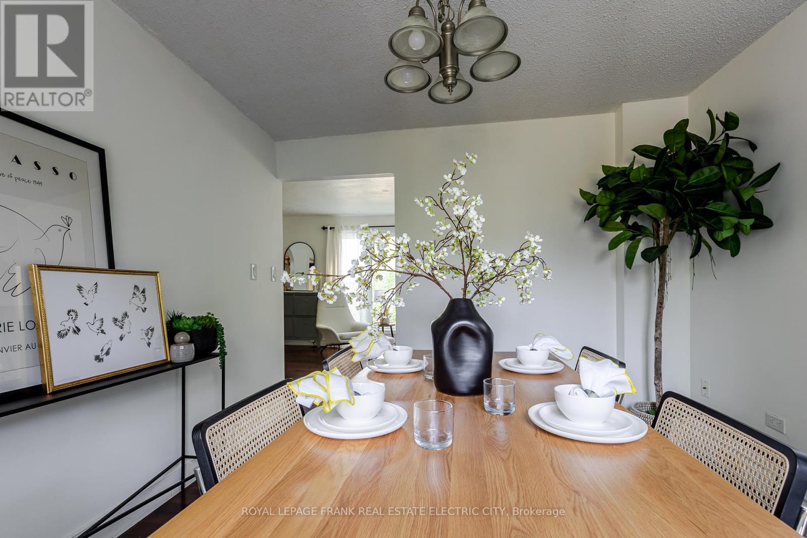 130 Hazlitt Street, Peterborough, Ontario  K9H 1L5 - Photo 15 - X12496844