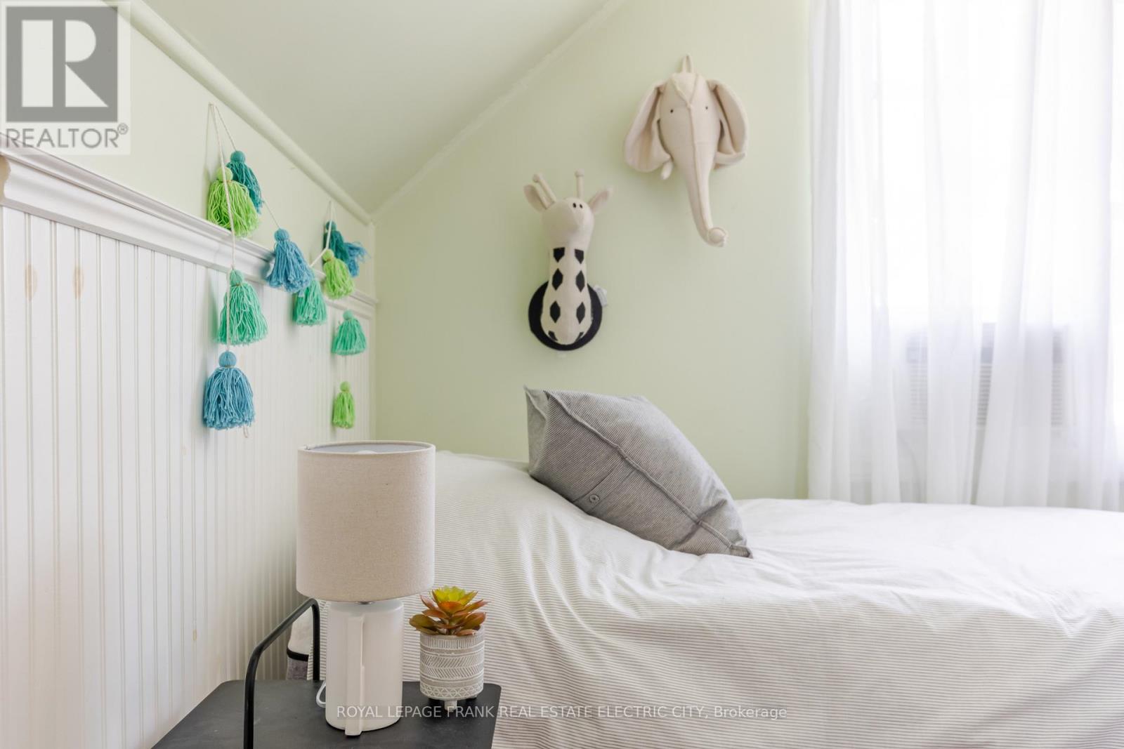 130 Hazlitt Street, Peterborough, Ontario  K9H 1L5 - Photo 36 - X12496844