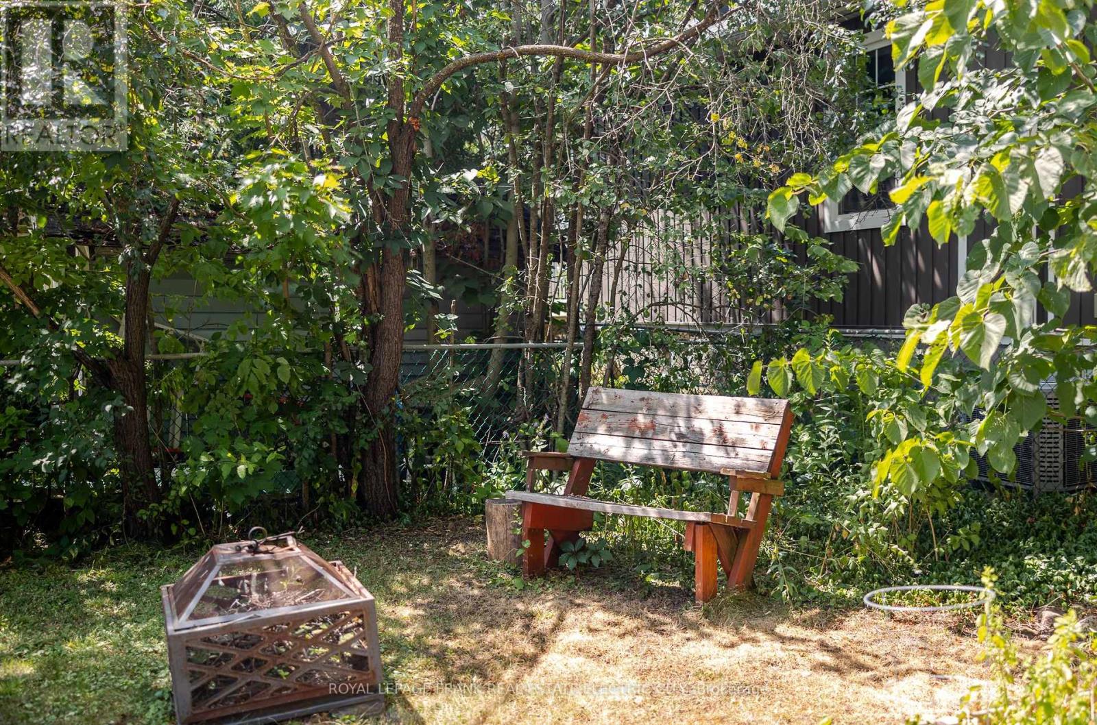 130 Hazlitt Street, Peterborough, Ontario  K9H 1L5 - Photo 43 - X12496844