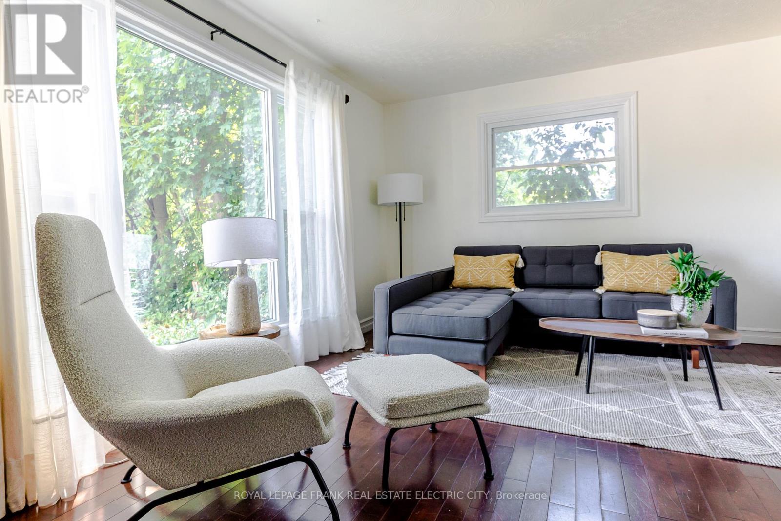 130 Hazlitt Street, Peterborough, Ontario  K9H 1L5 - Photo 8 - X12496844