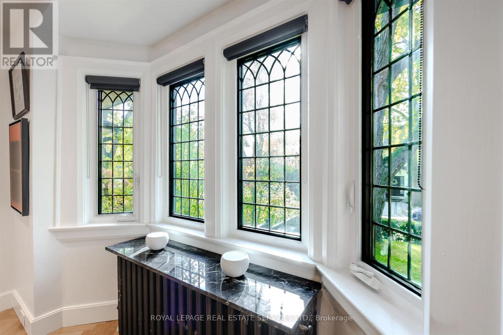 20 Verbena Avenue, Toronto, Ontario  M6S 1K1 - Photo 7 - W12473544