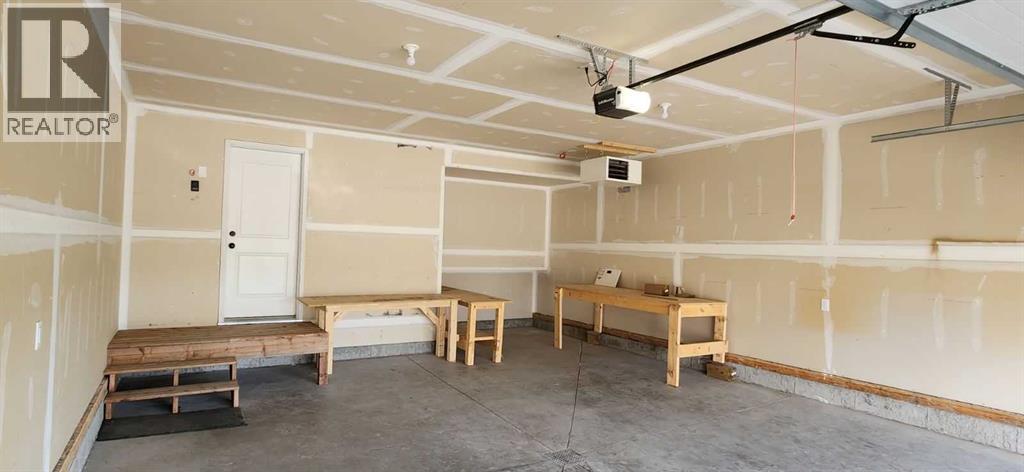 9810 89 Street, Grande Prairie, Alberta  T8X 0R3 - Photo 27 - A2263252